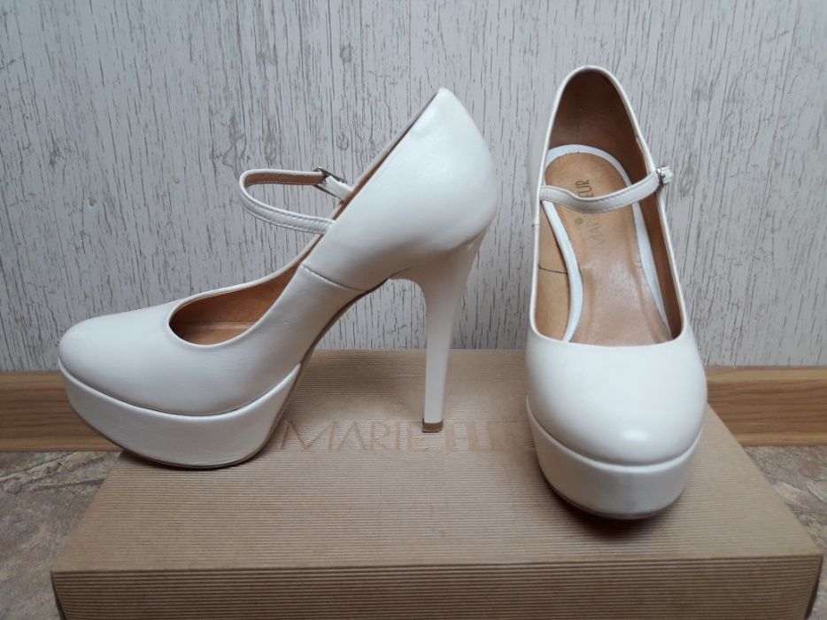 Туфли из натуральной кожи бренда Mari Fleur 35 р.