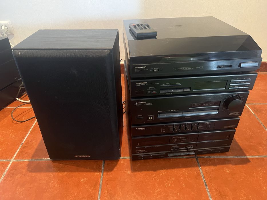 Sistema de Som Pioneer Hi-Fi com Gira-Discos + Coluna + Comando Original