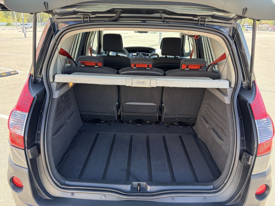 Продам Renault Scenic 1.5D 2008