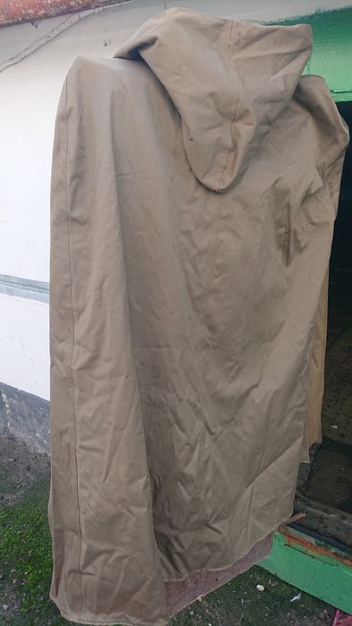 Армейская Плащпалатка.
Советского образца.
Абсолютно новая. 
Большой р