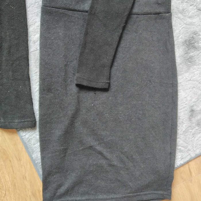 Komplet czarny crop top S spódnica top