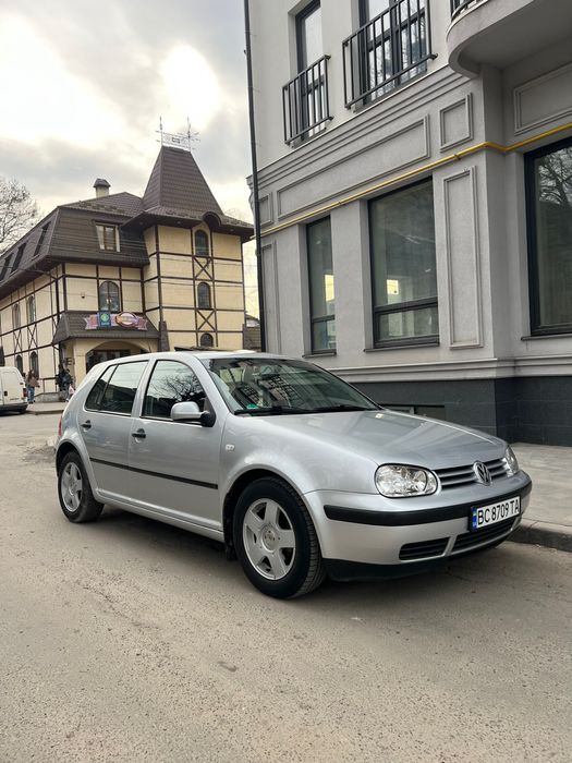 Volkswagen Golf 4