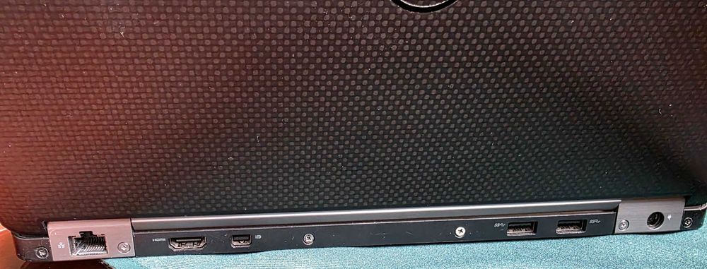 używany laptop Dell Latitude E7270 (12,5”)