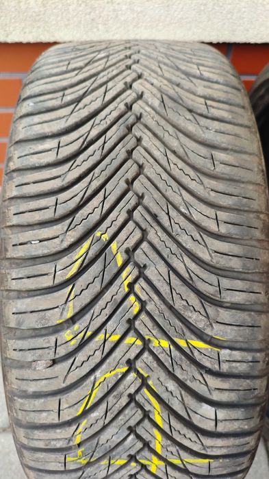 Opony wielosezonowe maxxis 195/40r17