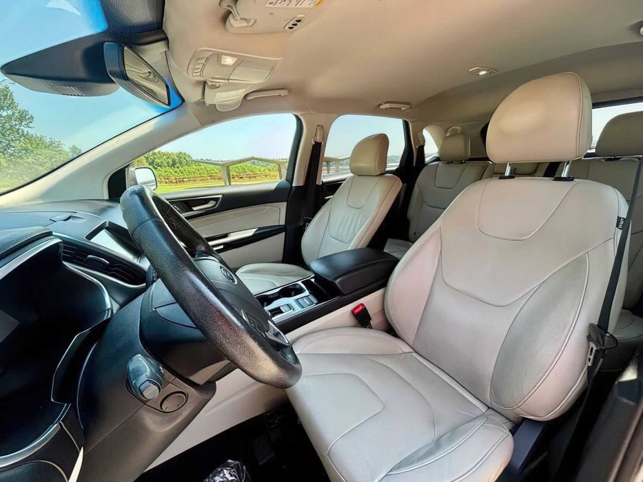 Ford Edge Titanium      2019