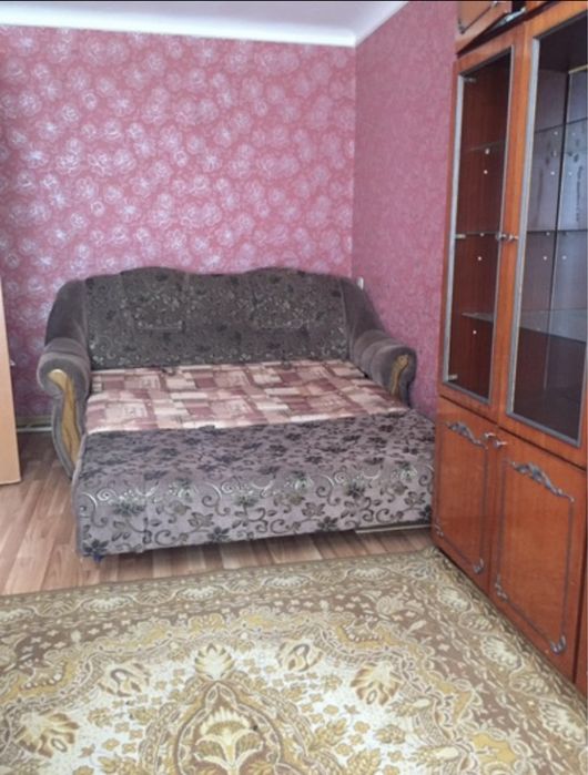 Здаю 1 к.кв  центр