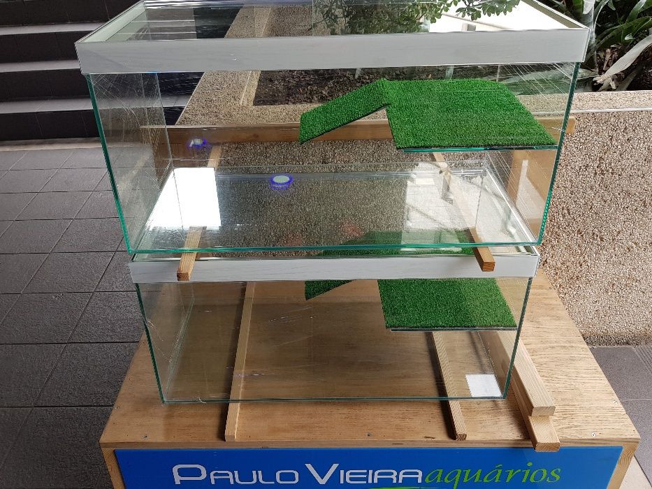 Aquario Tartarugueira nova 80x40x40 com plataforma e tampas