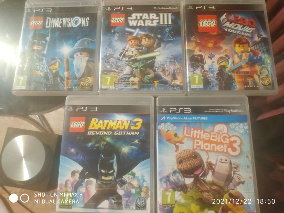 PS3 z grami i kamerką okolo 30 gier