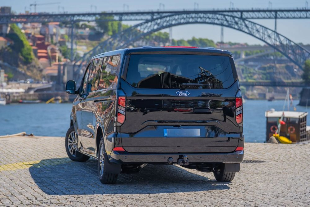 Ford Tourneo Custom Grand 2.0 TDCi Titanium