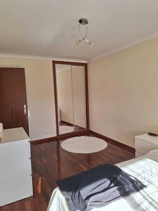 Aluga-se Apartamento T2