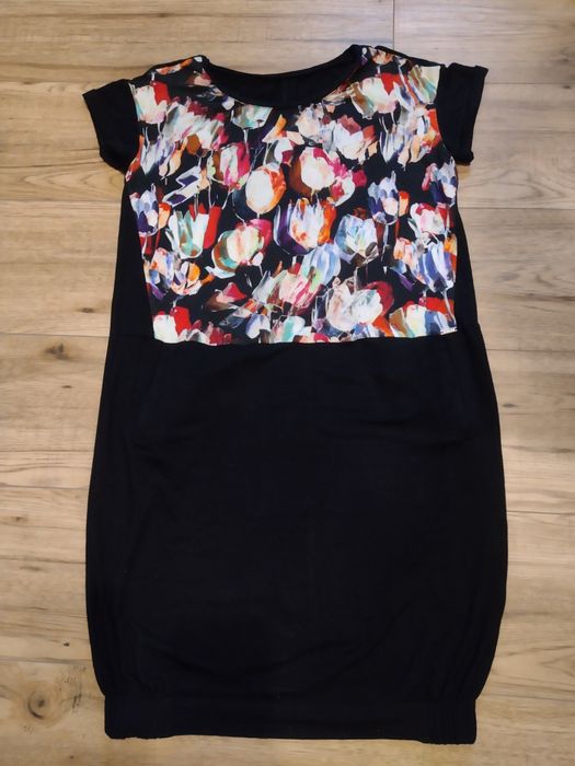 Czarna sukienka firmy Solar,r.36