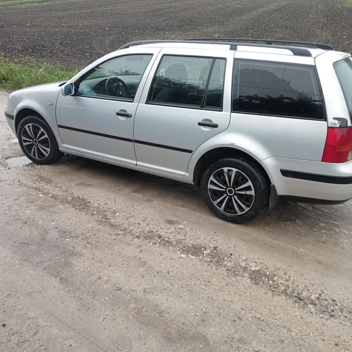 Продам автомобіль гольф4