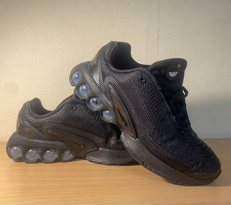 Крлссовки унисекс Nike Air Max Dn 36-37 размер