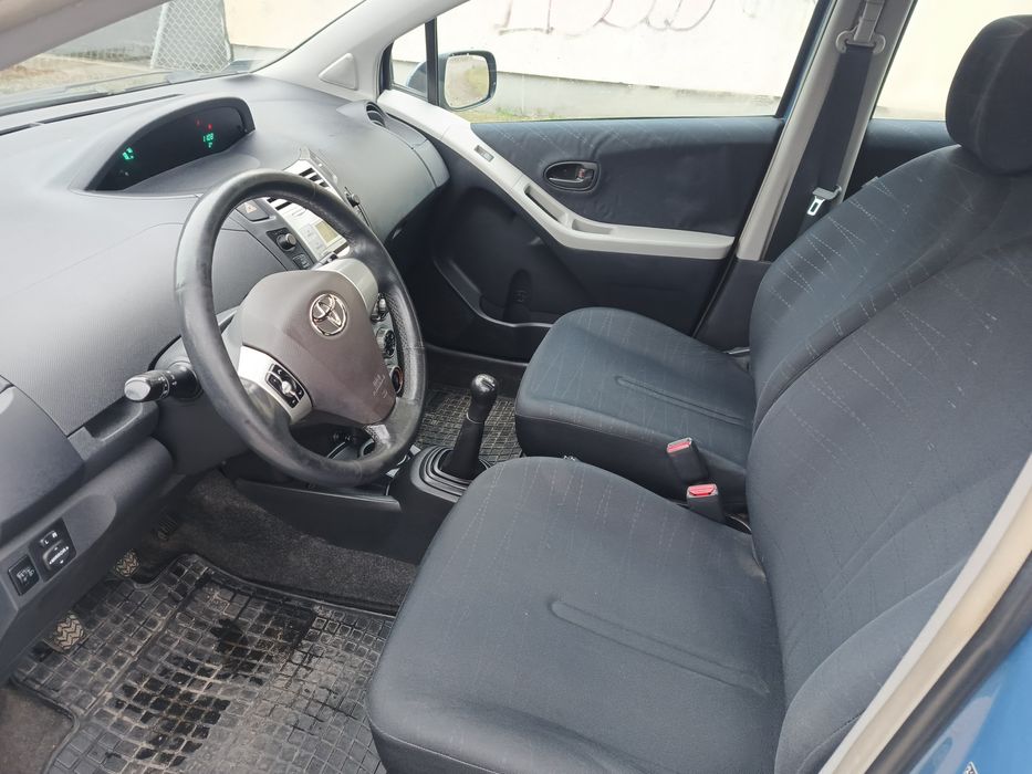 Toyota Yaris 1.3 benzyna Klima/Zadbana