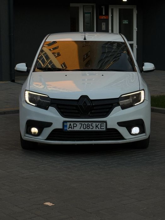 Аренда авто •для такси •рено логан 1.2 газ/бенз