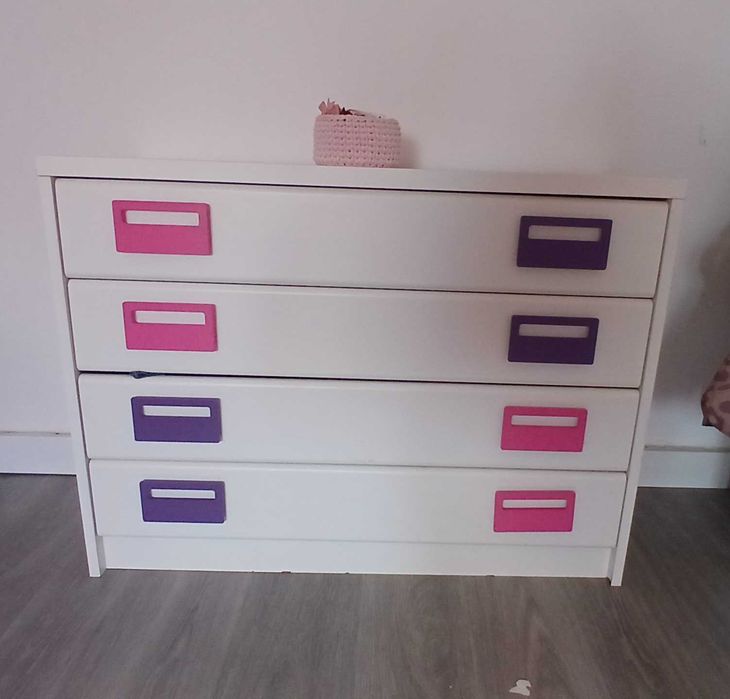 Quarto de bebé completo + 2 colchões | Venda Urgente.