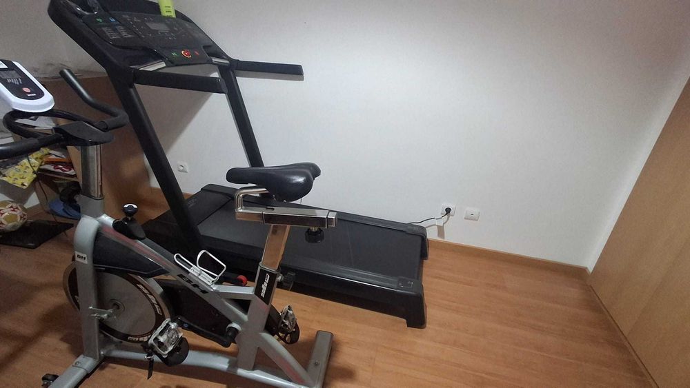 Passadeira Domyos T540C (quase nova)