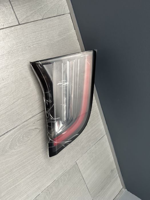 Фари Tesla Model 3 Євро