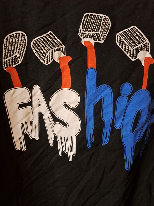 T-shirt z dłuższym tyłem