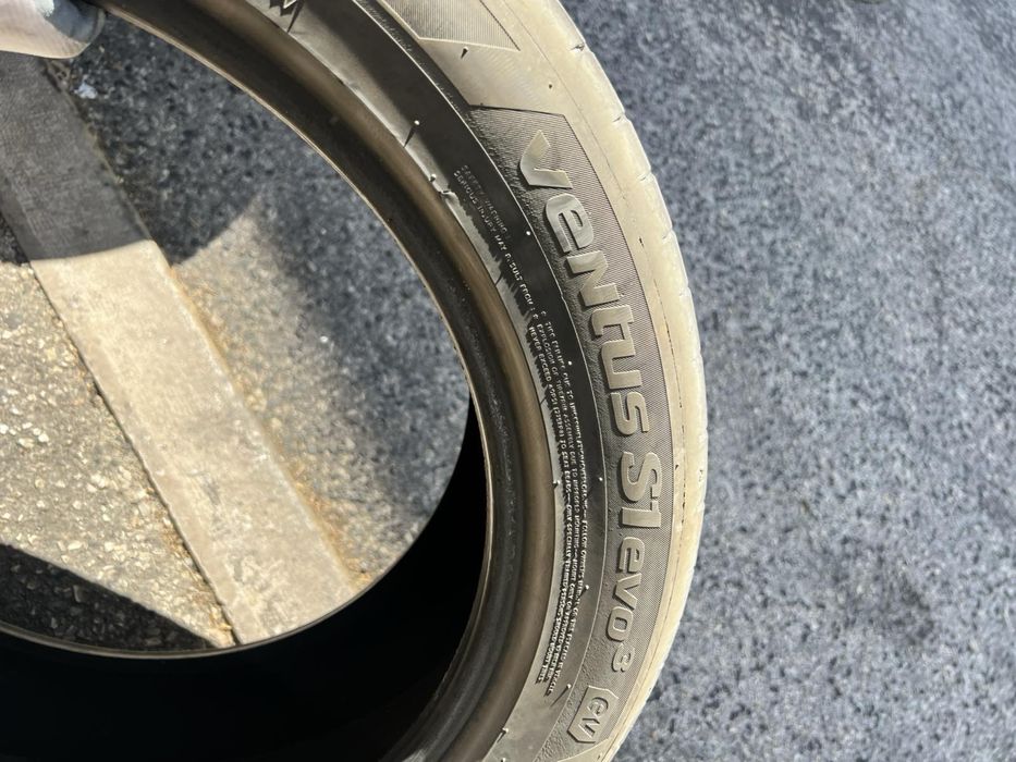 255/45/19 Hankook 2 pneus