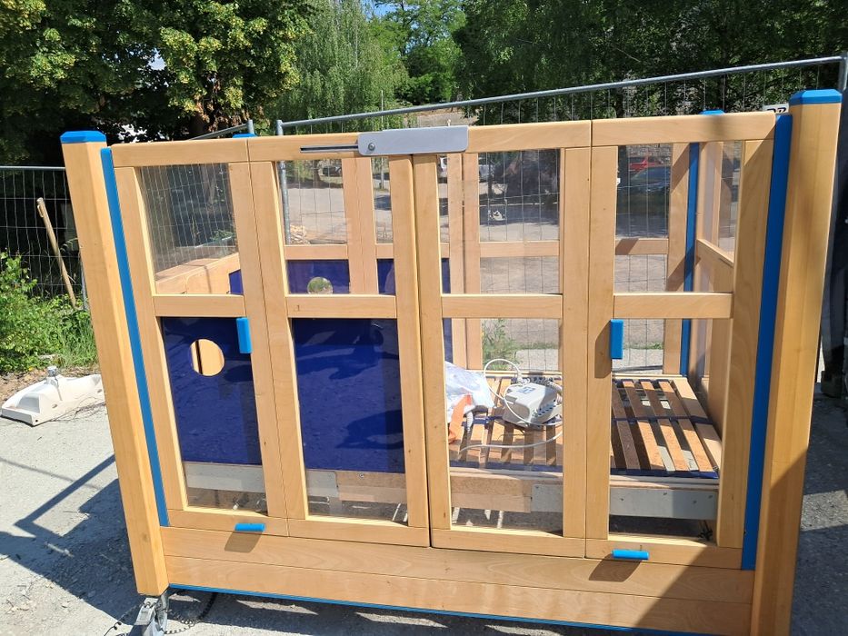 Łóżeczko rehabilitacyjne dziecięce Kojec rozmiar 165x85cm elektryczne