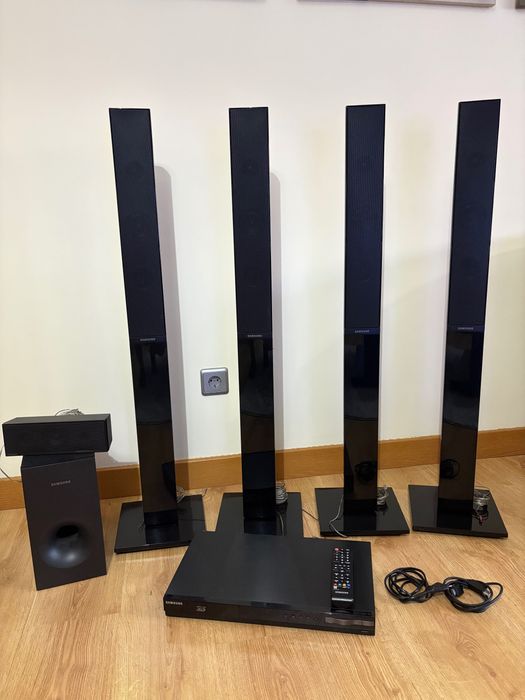 Sistema de som Blu-ray Samsung Cinema em casa H4550R 5.1Ch 500W