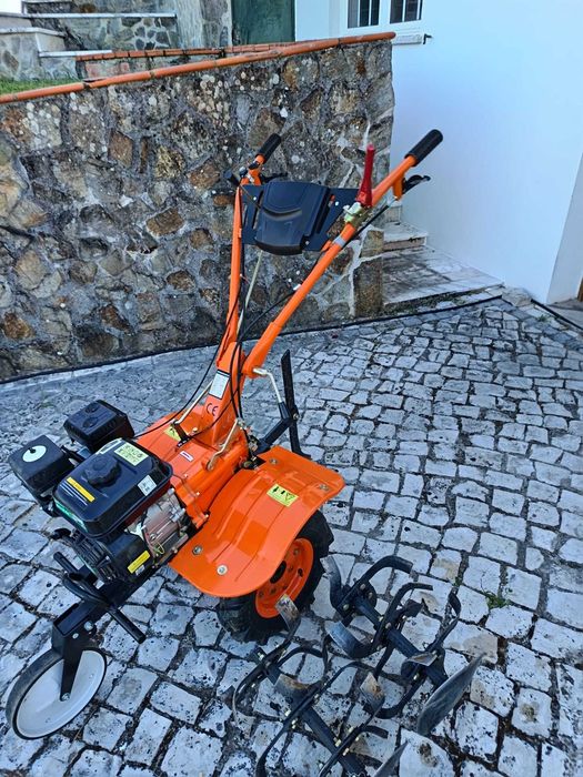 Heavy Duty Garden Cultivator. 196 cc 7 HP. 2 speeds forward one reverse.