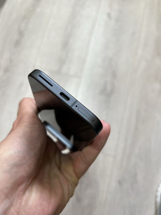 Pixel 9 128Gb Graphene OS  27 циклів