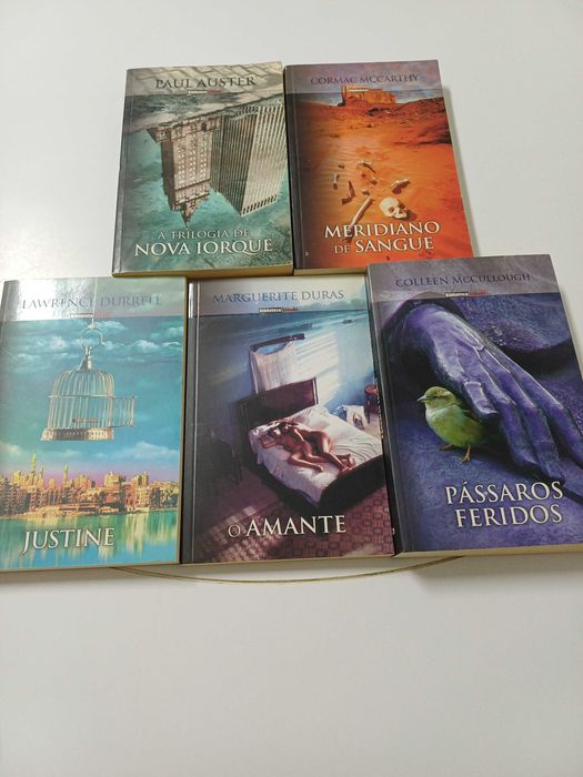Lote de livros 5 unidades3
