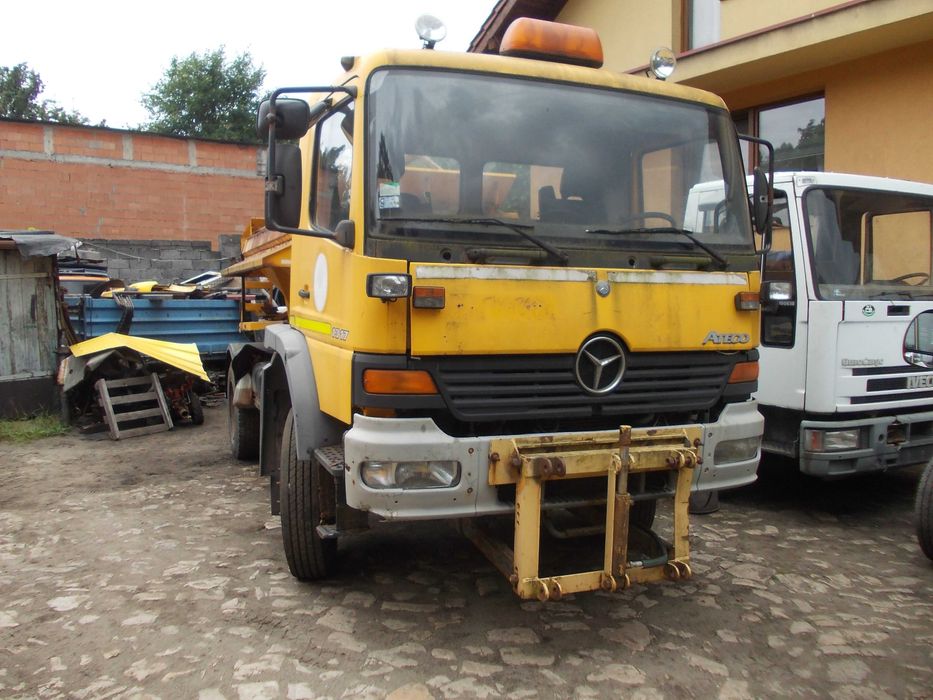 czołownica do pługa uchwyty  mercedes atego 4x4 iveco euro cargo tector