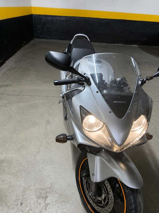 Honda CBR F 600 ano 2006