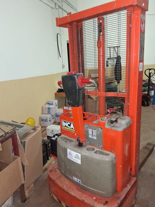 Equipamento de Adega