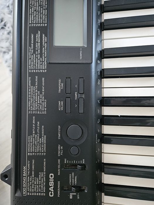 Keyboard Casio CTK-1150 – 61 klawiszy + statyw i zasilacz