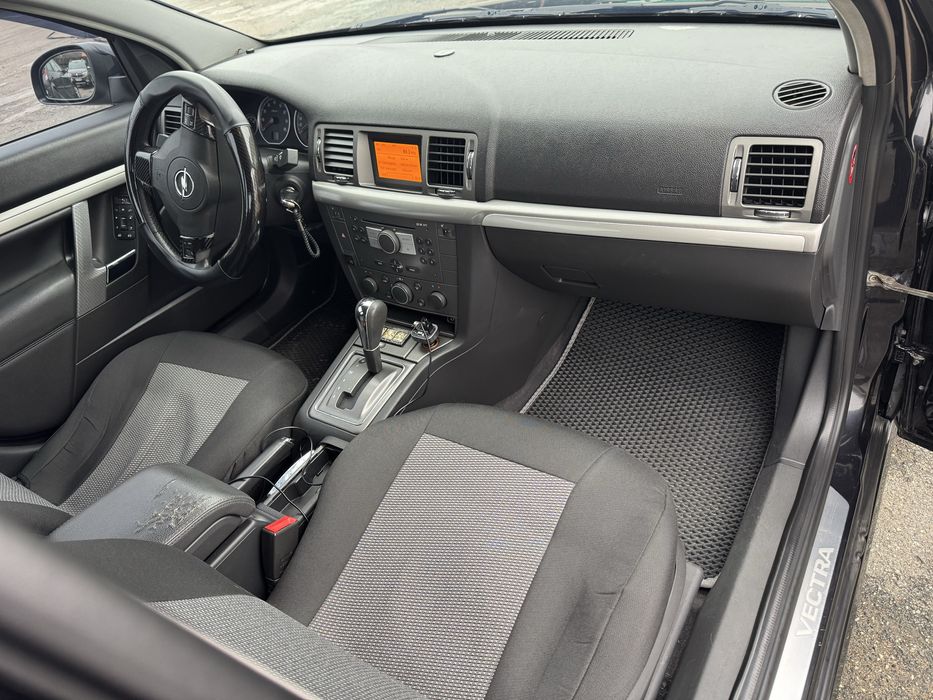 Продам Опель Вектра 2,2 газ АВТОМАТ