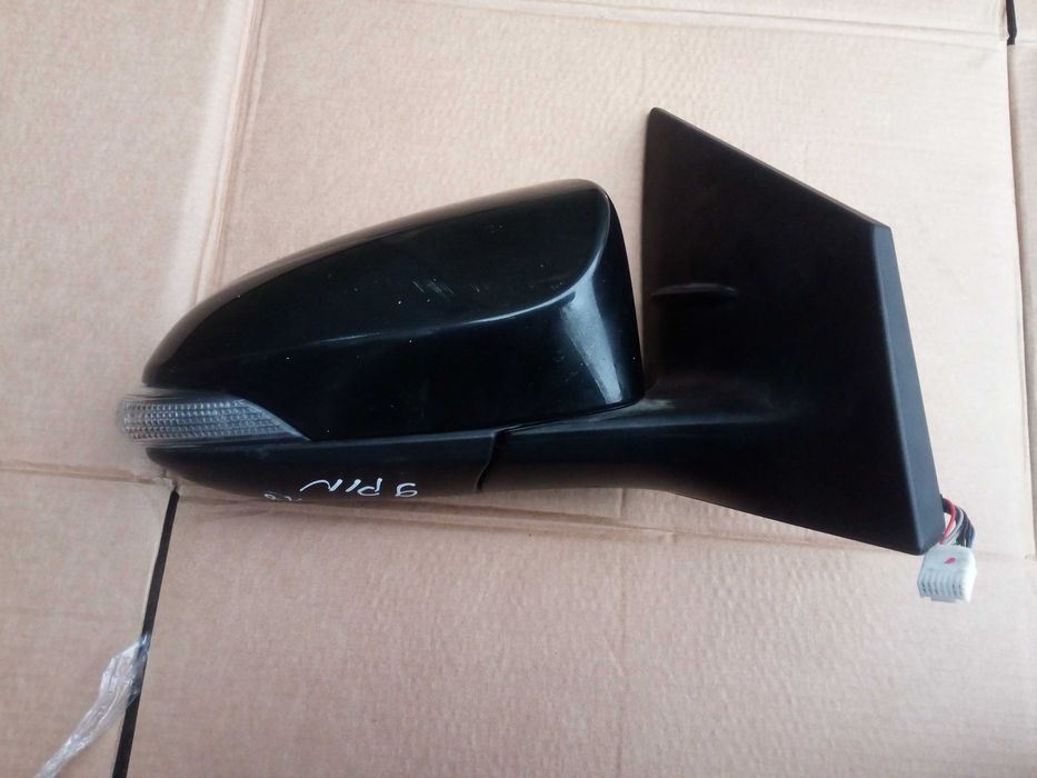 AURIS II 13-18 lusterko prawe europa 9 pin składane elektrycznie