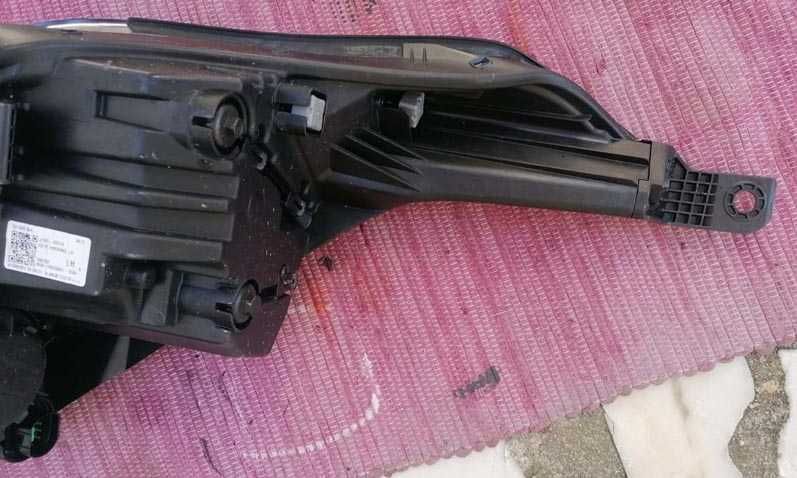 otica frontal ESQ kia ceed III FULL LED . fase 2 . 21-23