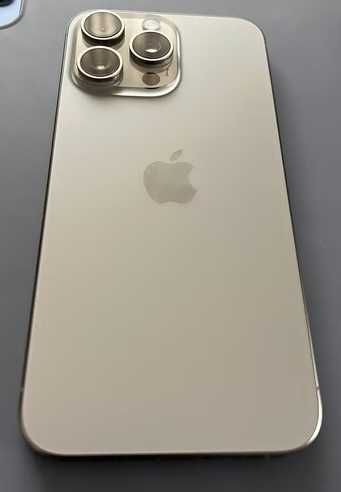 iPhone 15 Pro Max - COMO NOVO