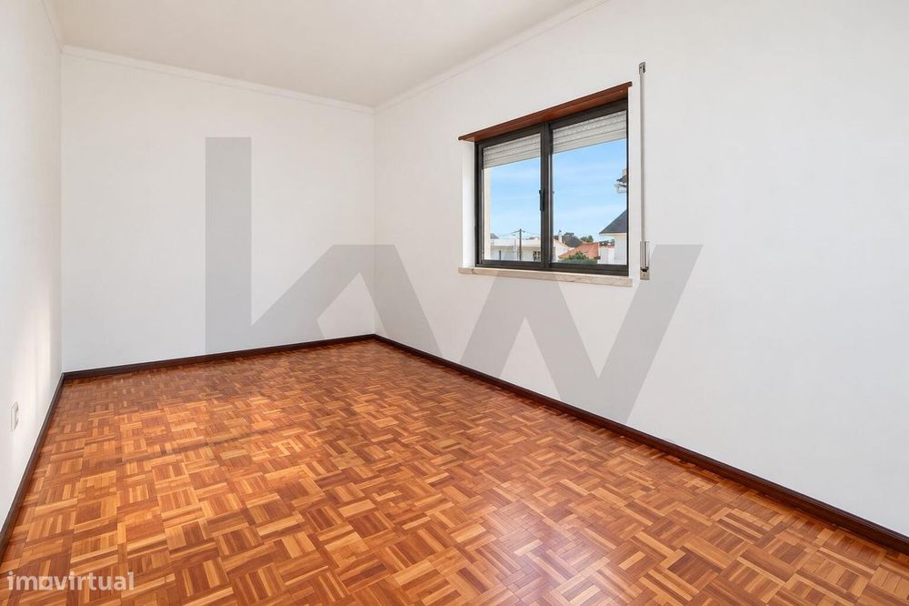 Apartamento T3 em Pinhal de Frades - Arrendamento
