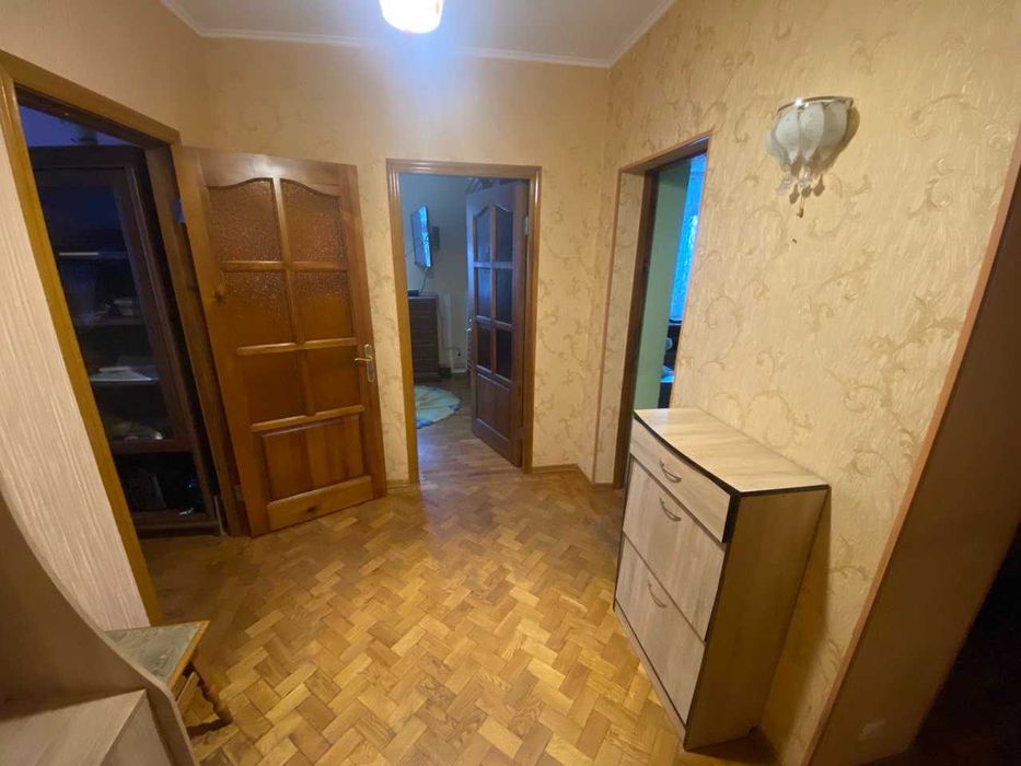 Квартира 3 - кімнатна квартира