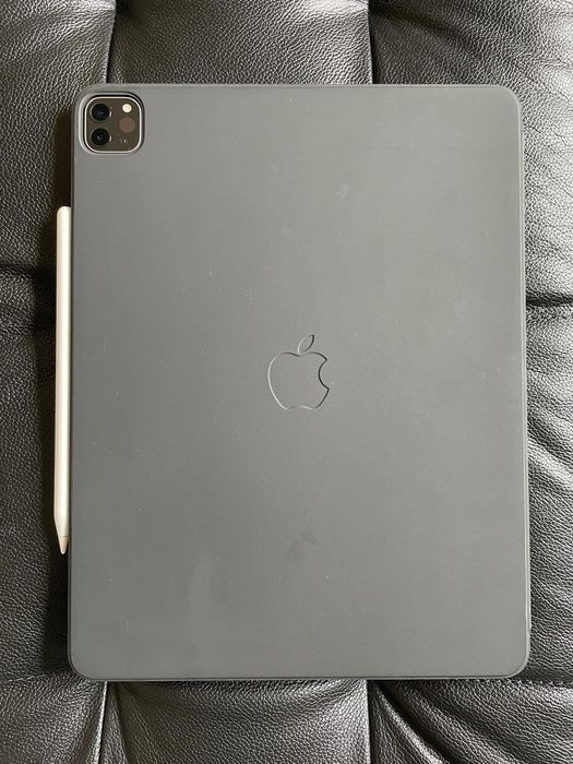 iPad Pro 12,9” M2 256GB — estado irrepreensível