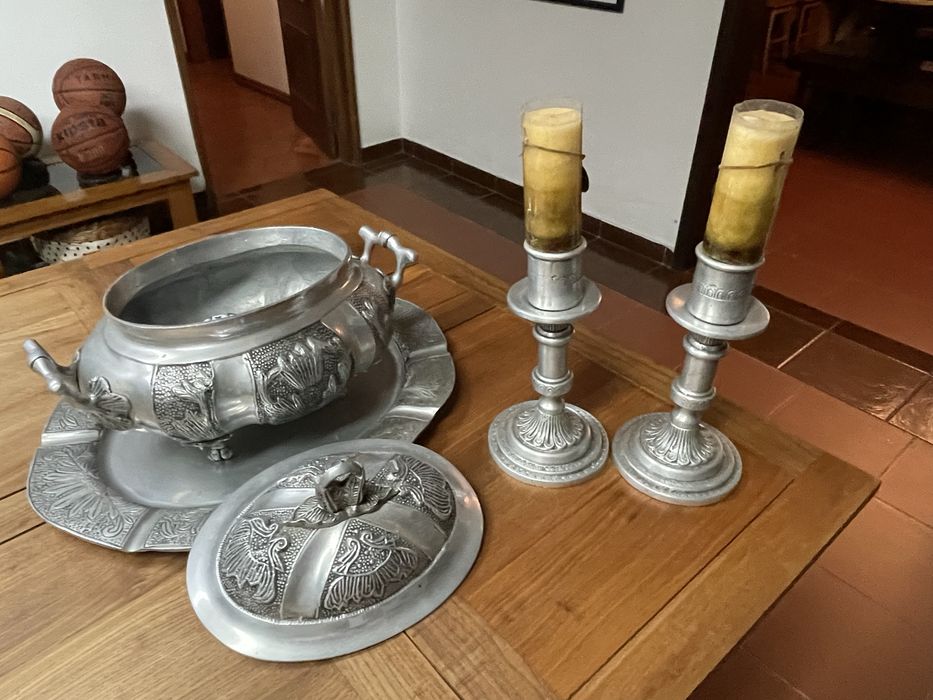 Terrina e castiçais em liga estanho