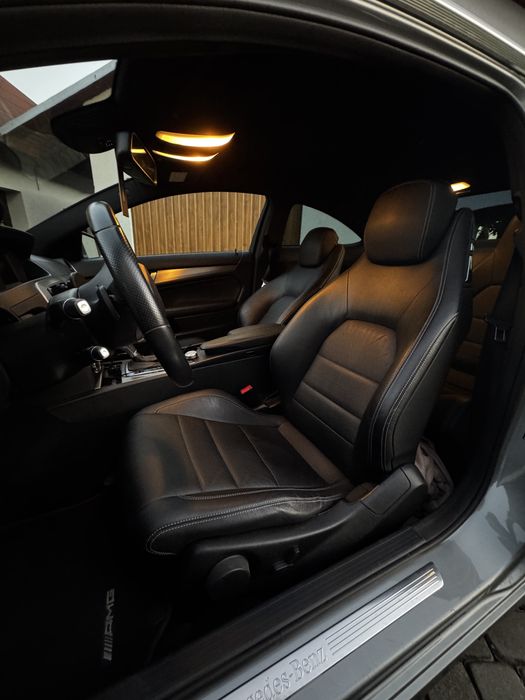 Mercedes-benz AMG C-klasa w204 2012