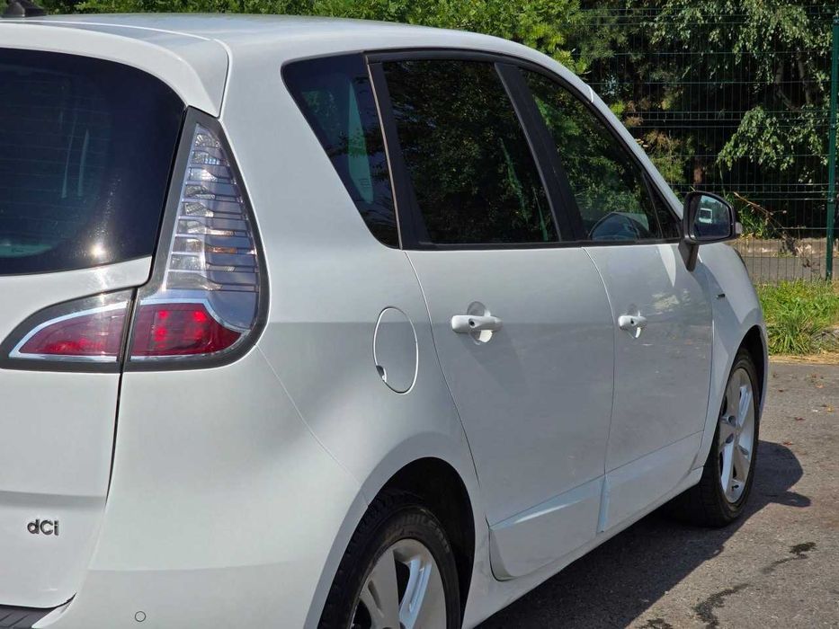 Продам  Renault Scenic 2015. Можна в розстрочку, під викуп.