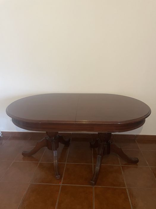 Mesa  mogno maçica