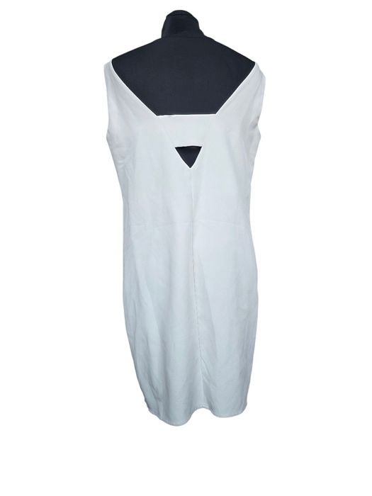 Sukienka lekko trapezowa