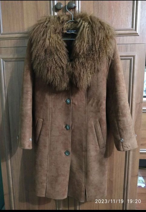 Дублянка жіноча 48 р./дублёнка женская