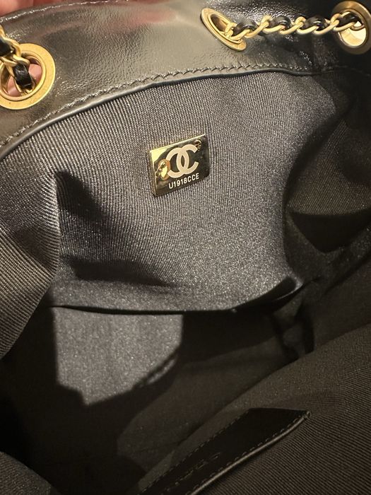 Mala Chanel 25 media