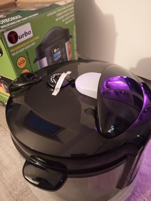Wielofunkcyjny robot kuchenny Turbo MAX TV-2100W