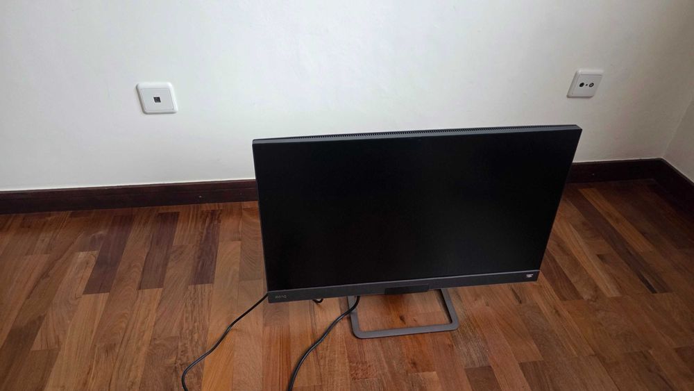 Monitor BenQ EX2780Q 27" (2K IPS | 144Hz | 120Hz Consolas | Som 2.1)