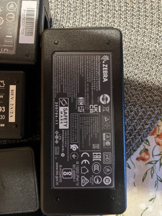 Блоки живлення до ноутбуків